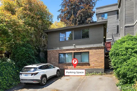 4111 Whitman Avenue N Seattle WA 98103