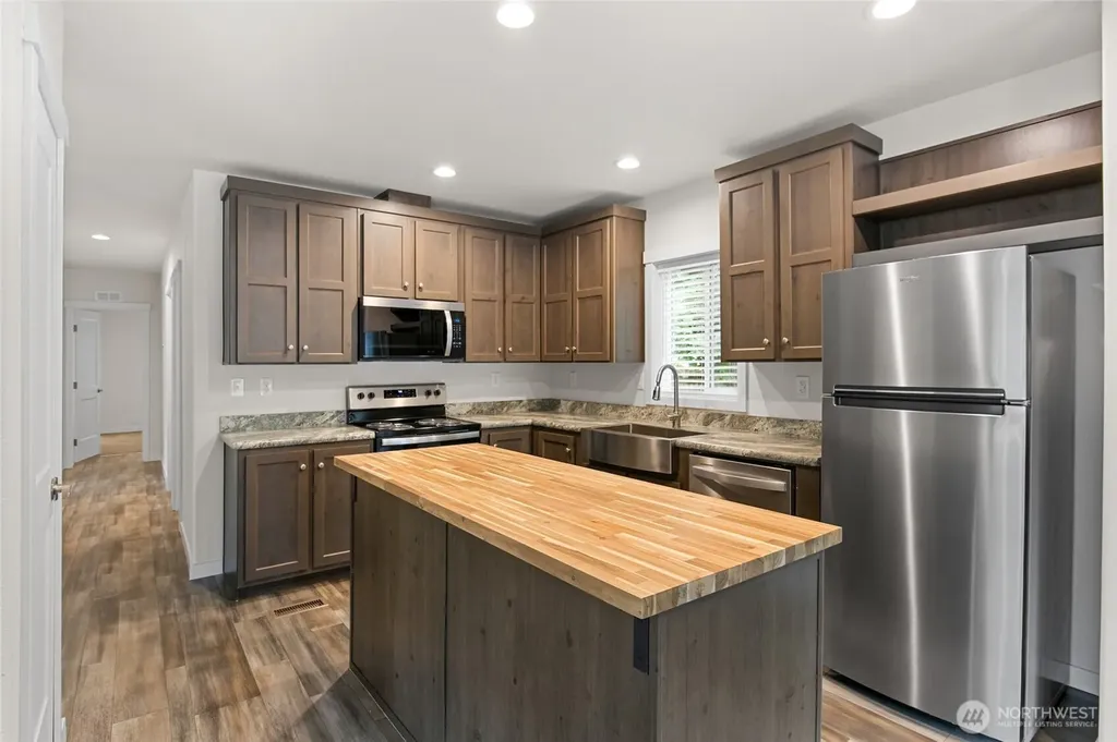 32501 NE 50th Street Carnation WA 98014