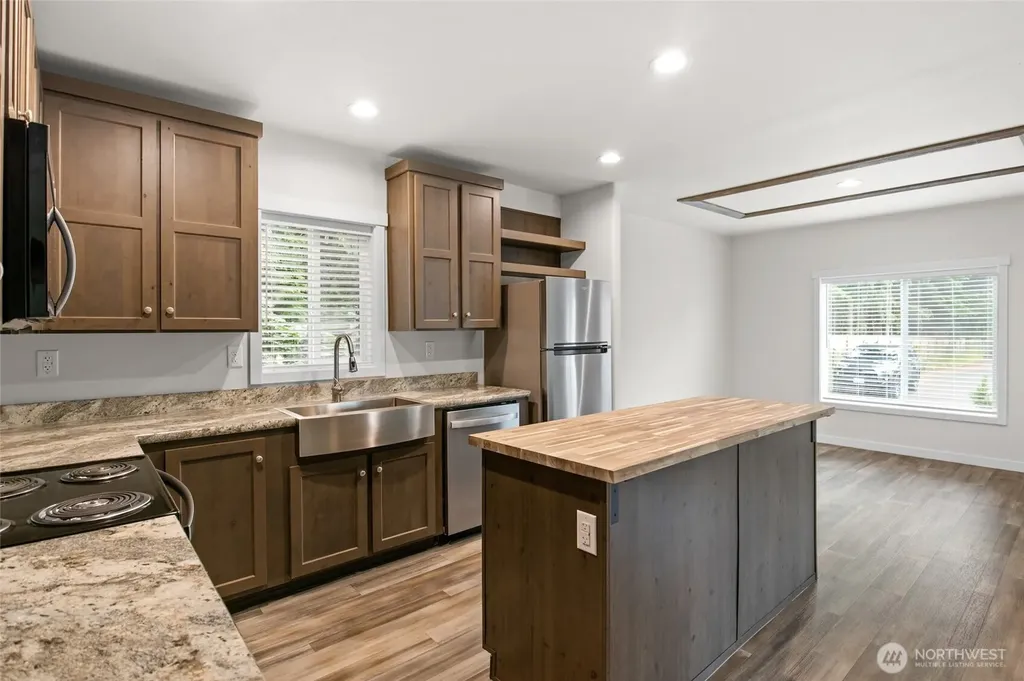 32501 NE 50th Street Carnation WA 98014