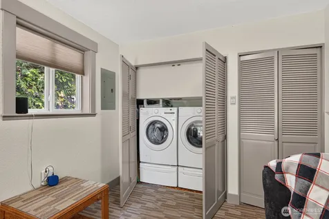 2301 Monica Drive Mount Vernon WA 98273