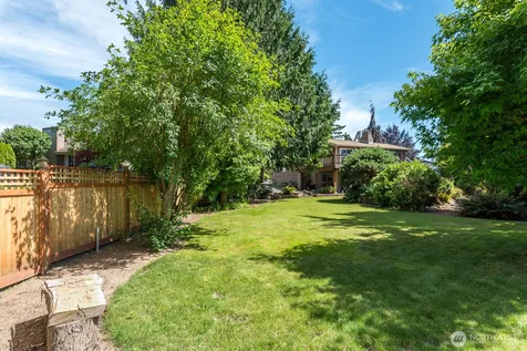 2301 Monica Drive Mount Vernon WA 98273