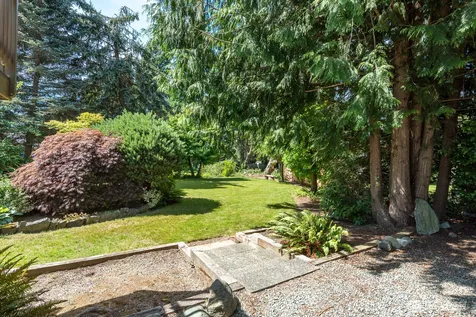 2301 Monica Drive Mount Vernon WA 98273