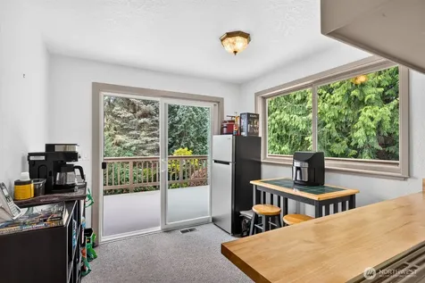 2301 Monica Drive Mount Vernon WA 98273