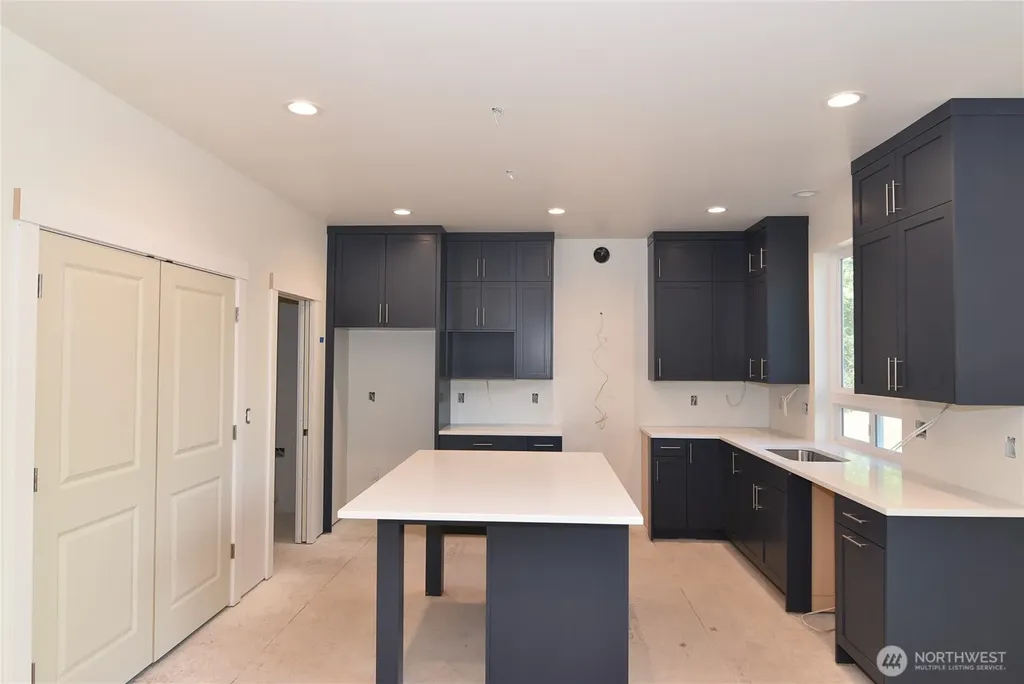 1126 Whidbey Street Bellingham WA 98229