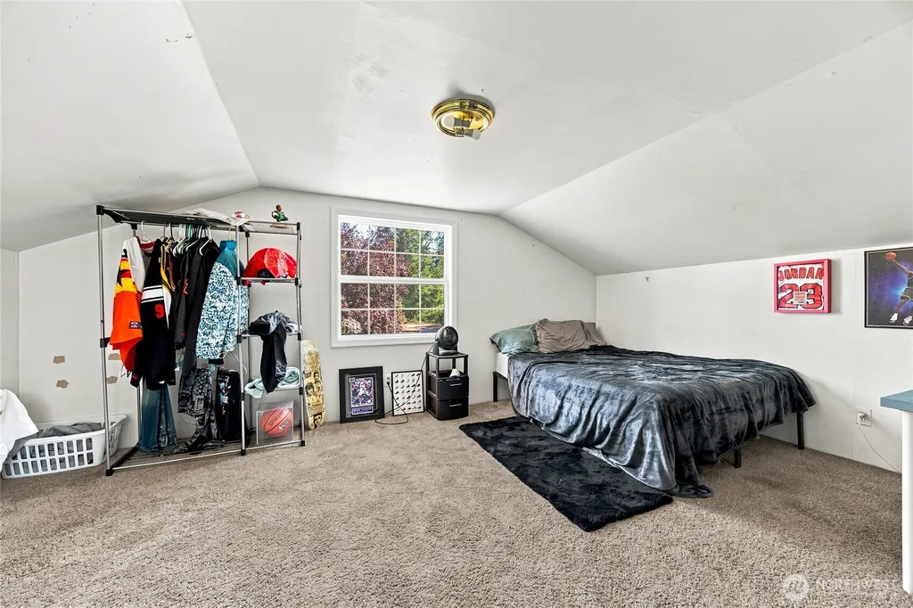 13041 SE 208th Street Kent WA 98031