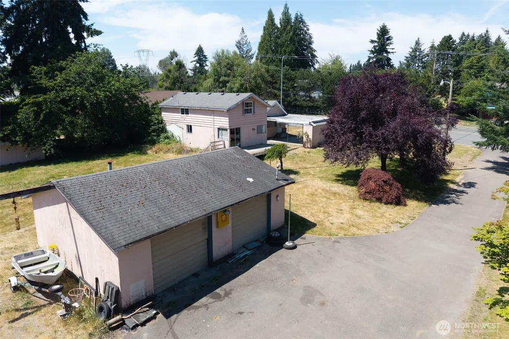 13041 SE 208th Street Kent WA 98031