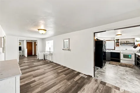 13041 SE 208th Street Kent WA 98031