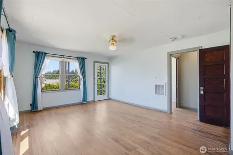 1921 Sunset Highway East Wenatchee WA 98802