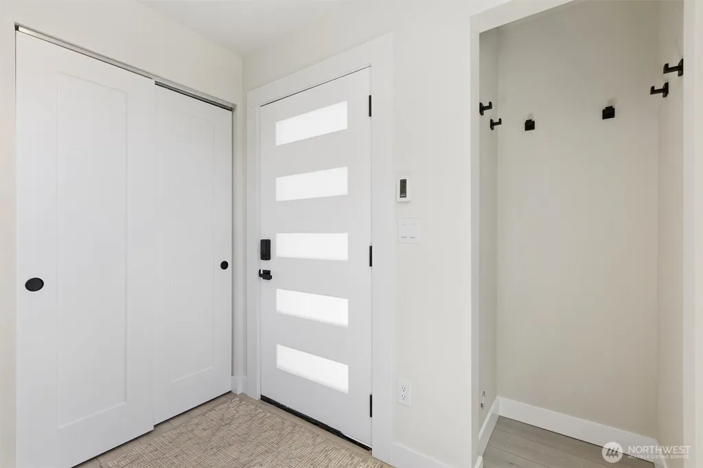 7103 210 Street SW Edmonds WA 98026