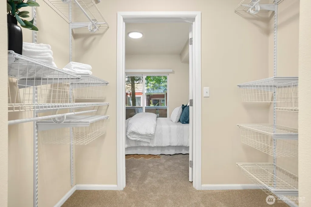 503 225th Lane NE Sammamish WA 98074