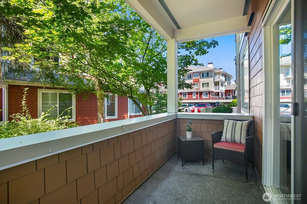 503 225th Lane NE Sammamish WA 98074