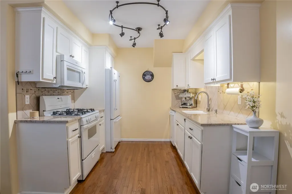 15633 44th Avenue W Lynnwood WA 98087