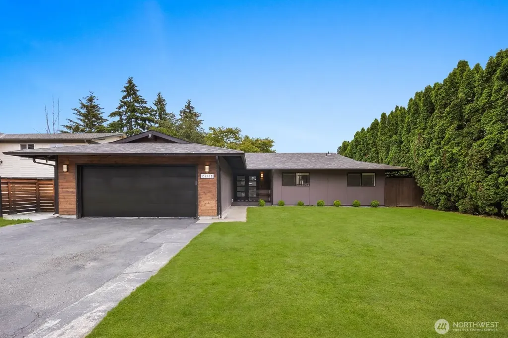 25330 32nd Place S Kent WA 98032