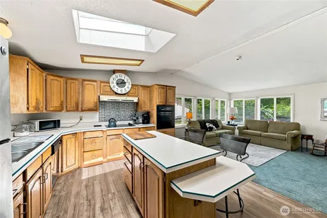 13045 SE 208th Kent WA 98031