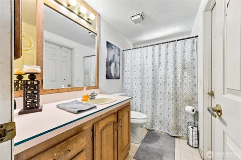 13045 SE 208th Kent WA 98031