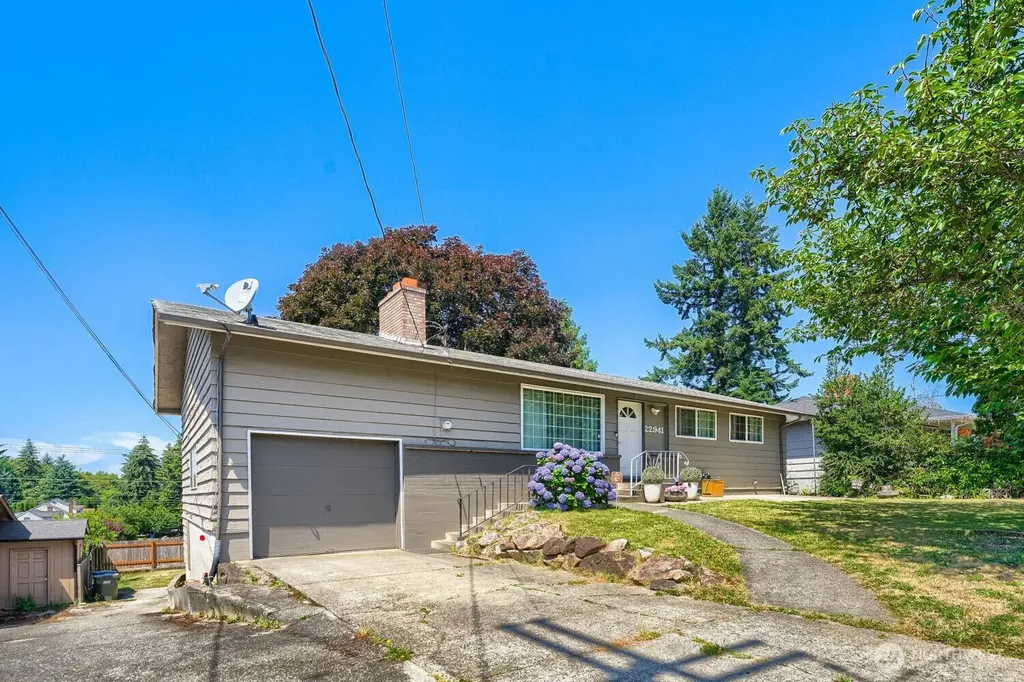22941 105th Avenue SE Kent WA 98031
