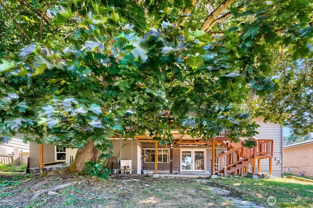 22941 105th Avenue SE Kent WA 98031