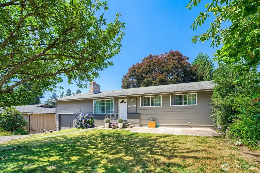 22941 105th Avenue SE Kent WA 98031