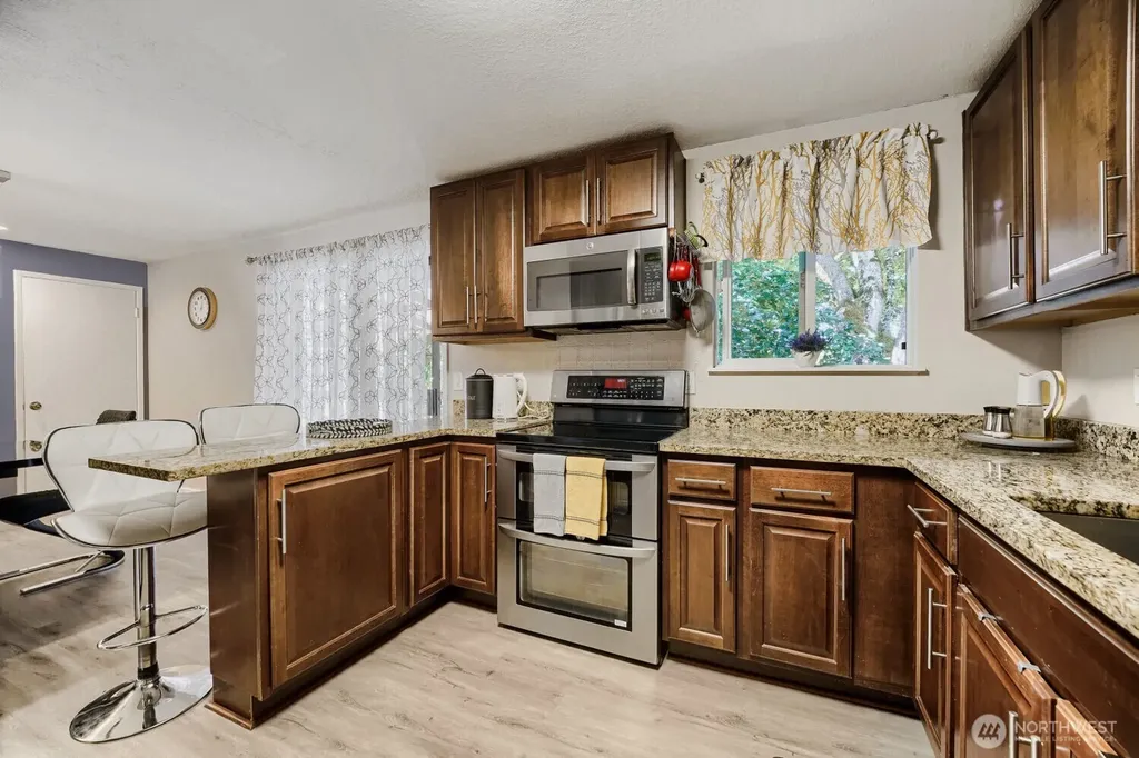 22941 105th Avenue SE Kent WA 98031