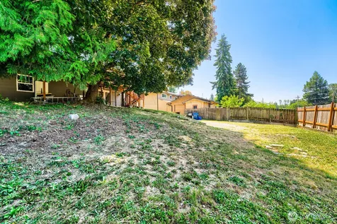 22941 105th Avenue SE Kent WA 98031