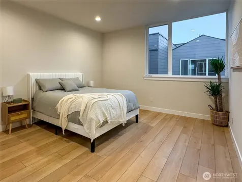 6905 42nd Avenue S Seattle WA 98118