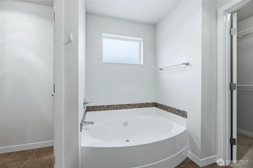 29315 121st Avenue SE Auburn WA 98092