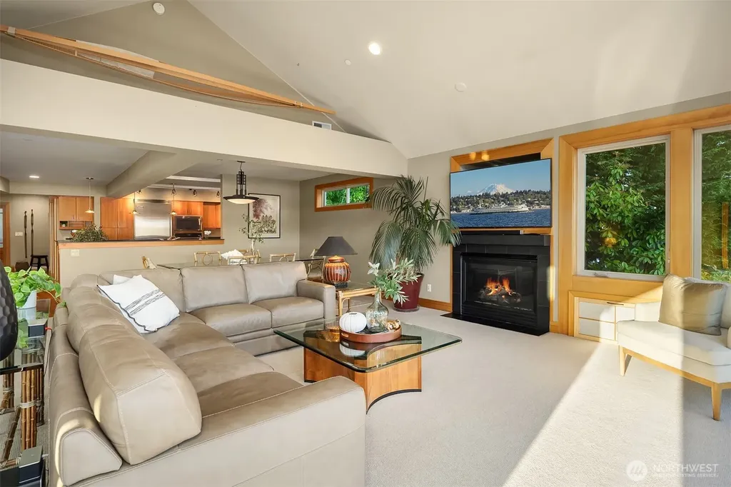 267 Shannon Drive SE Bainbridge Island WA 98110