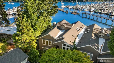 267 Shannon Drive SE Bainbridge Island WA 98110