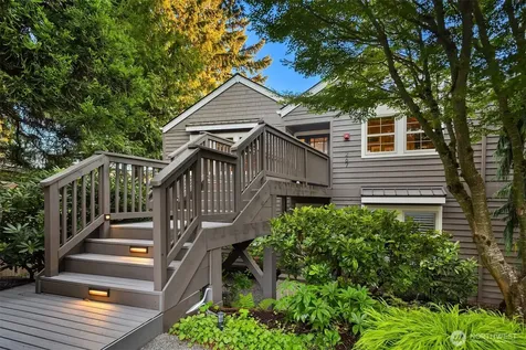 267 Shannon Drive SE Bainbridge Island WA 98110