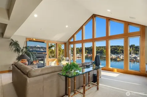 267 Shannon Drive SE Bainbridge Island WA 98110