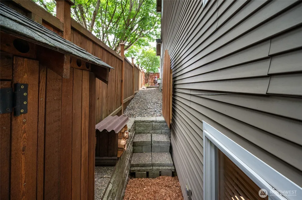 2801 NW 85th Street Seattle WA 98117
