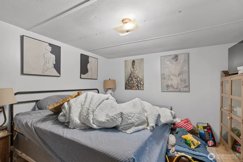 4205 Auburn Way S Auburn WA 98092
