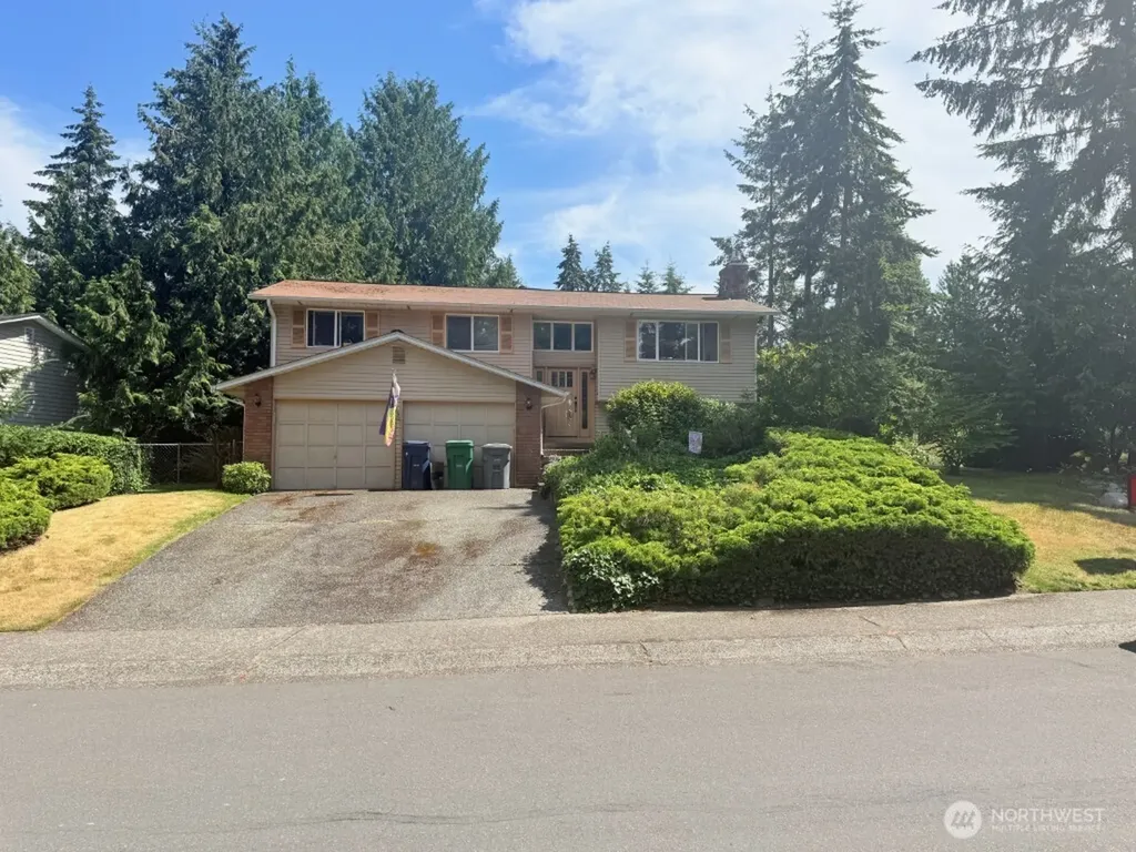 5004 99th Street SW Mukilteo WA 98275