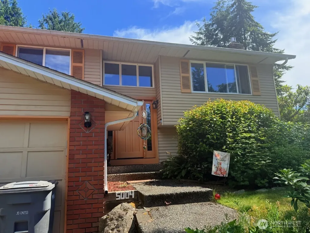 5004 99th Street SW Mukilteo WA 98275