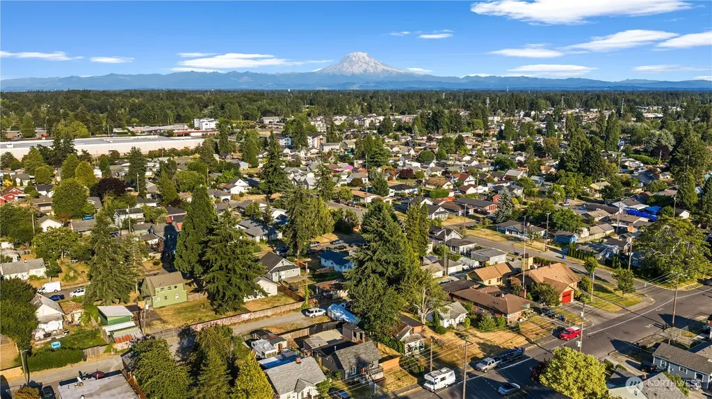 7223 S Park Avenue Tacoma WA 98408