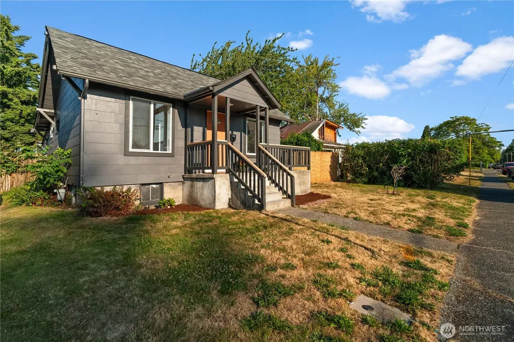 7223 S Park Avenue Tacoma WA 98408