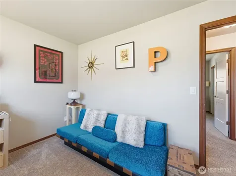 159 George Loop Rock Island WA 98850