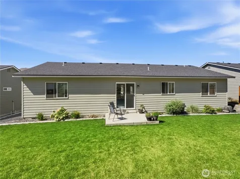 159 George Loop Rock Island WA 98850