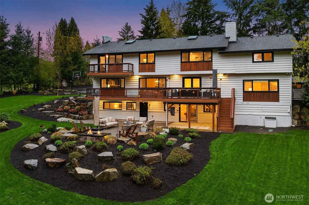 15018 152nd Avenue NE Woodinville WA 98072