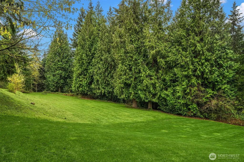 15018 152nd Avenue NE Woodinville WA 98072