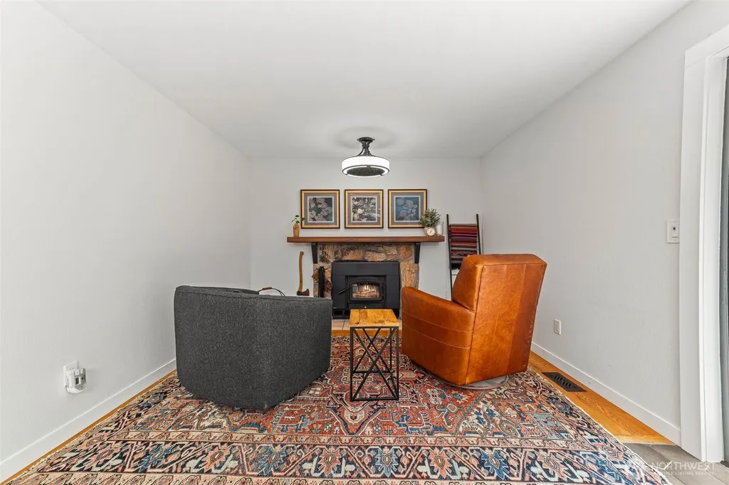 325 NE 4th Street North Bend WA 98045