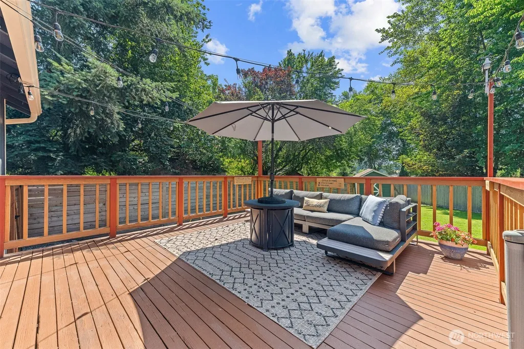 325 NE 4th Street North Bend WA 98045