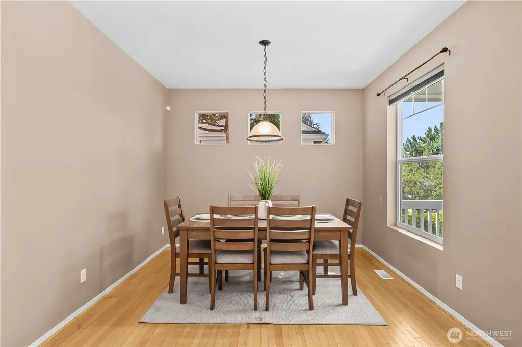 6016 Elizabeth Avenue SE Auburn WA 98092