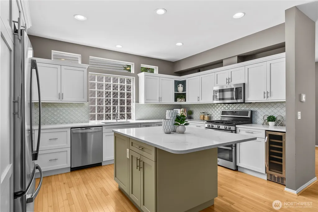 6016 Elizabeth Avenue SE Auburn WA 98092