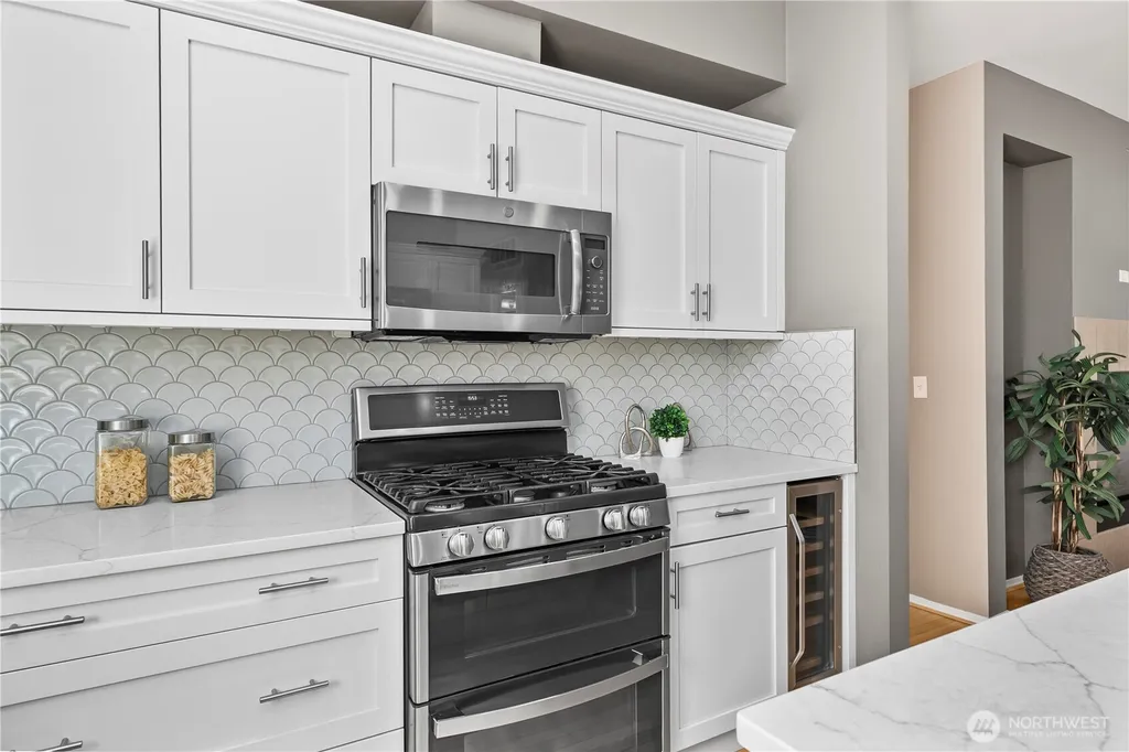 6016 Elizabeth Avenue SE Auburn WA 98092