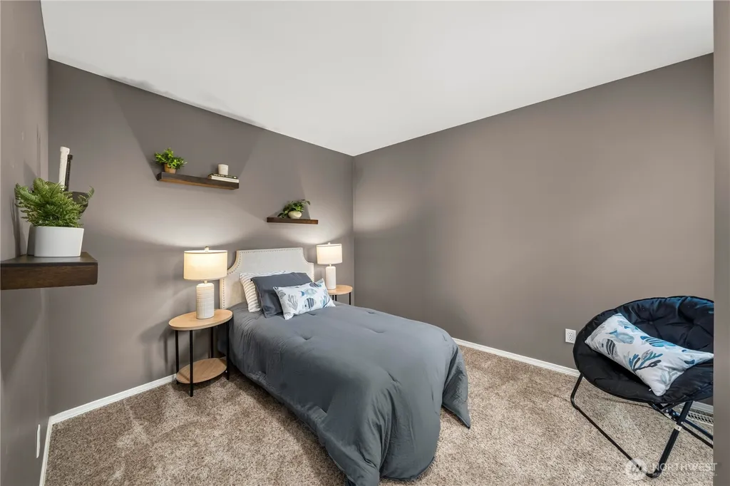 6016 Elizabeth Avenue SE Auburn WA 98092