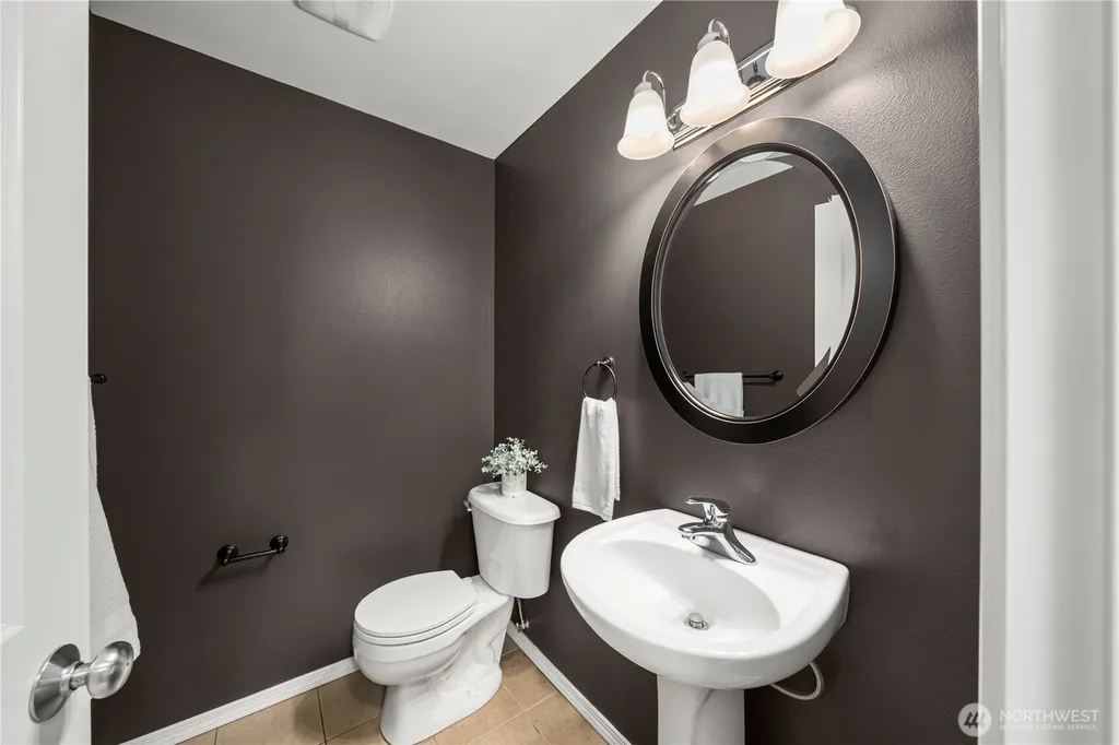 6016 Elizabeth Avenue SE Auburn WA 98092