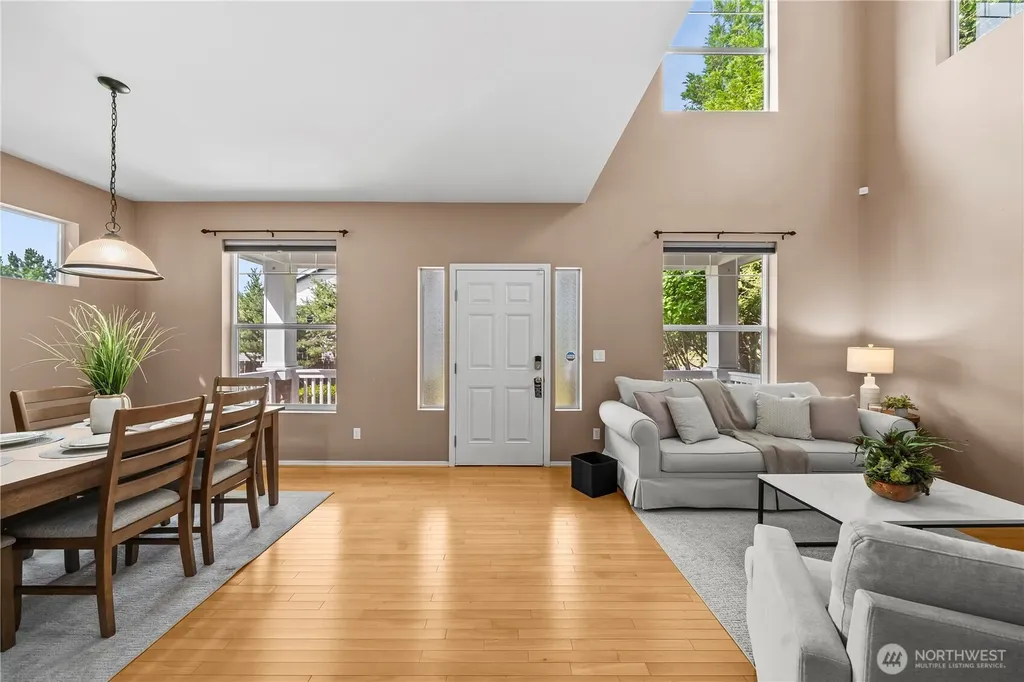 6016 Elizabeth Avenue SE Auburn WA 98092