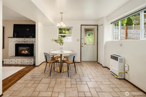 225 32nd Avenue E Seattle WA 98112