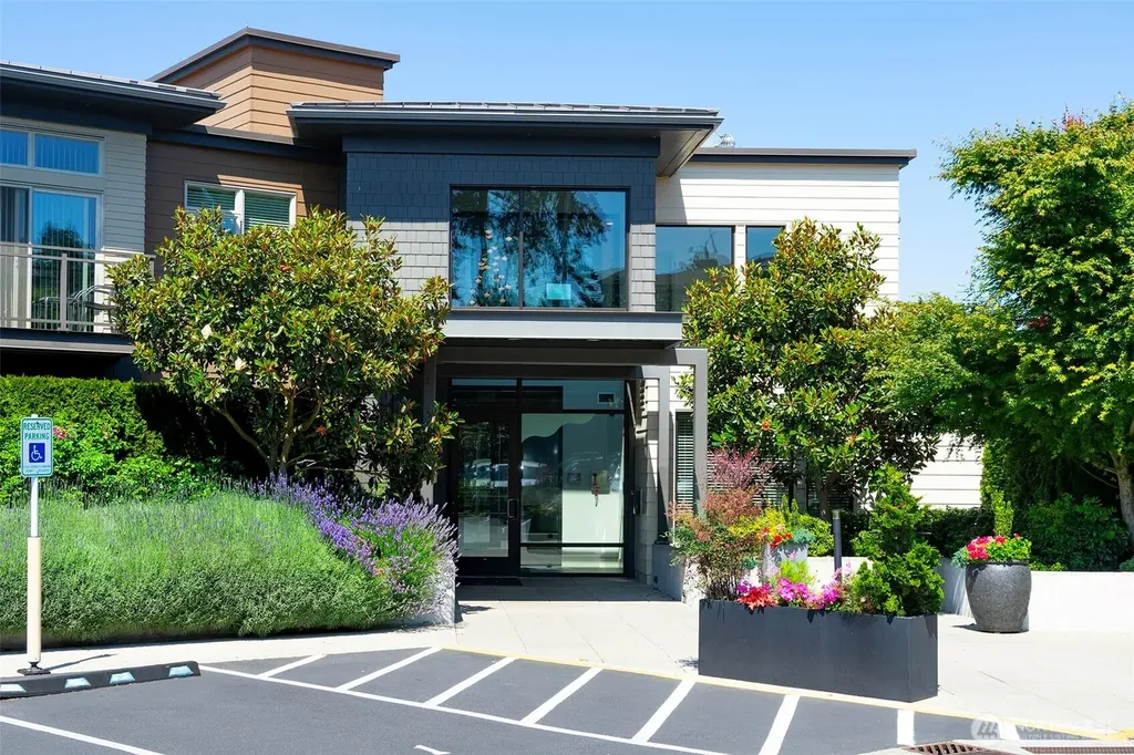 50 Pine Street Edmonds WA 98020